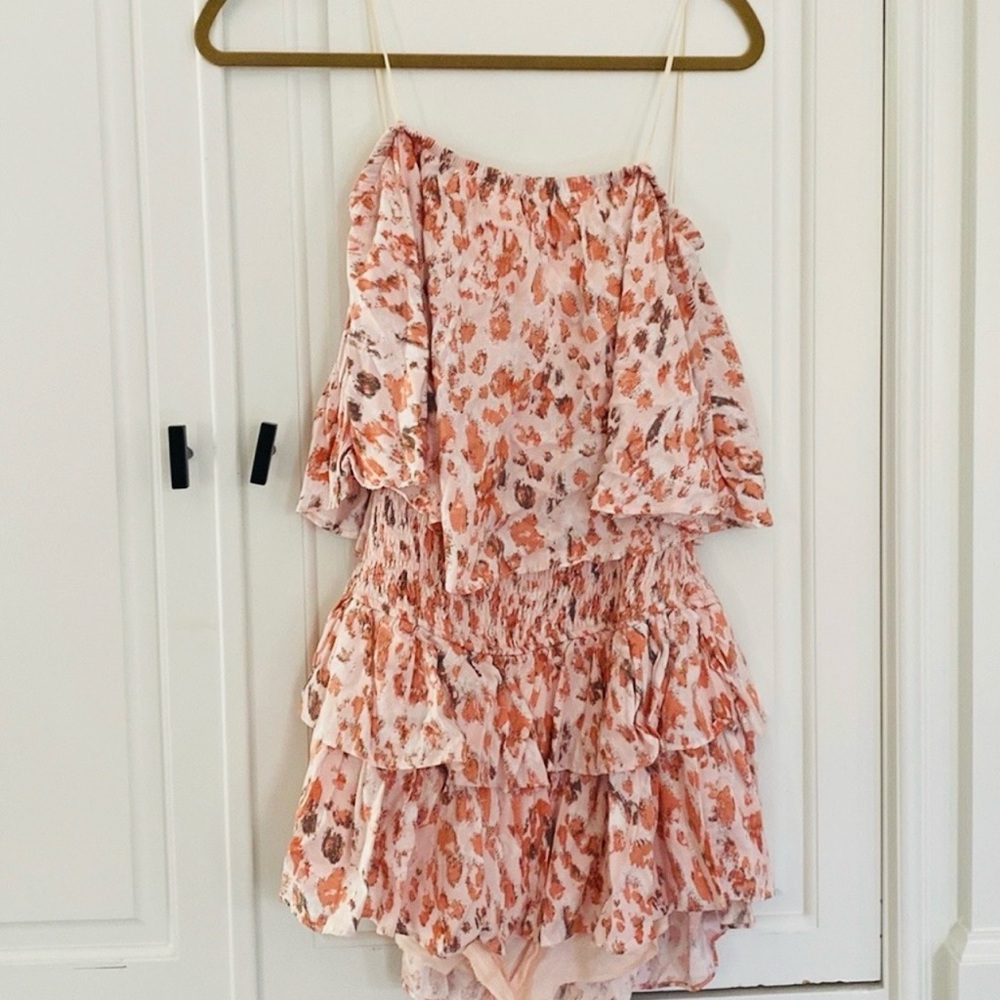 mustard seed 𖤓 cutout back strapless romper.